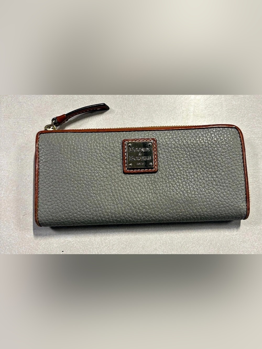 Dooney & Bourke Pebble Grain Continental Clutch Gray & Brown